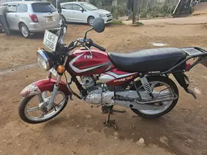 TVS HLX 125 2023 Red