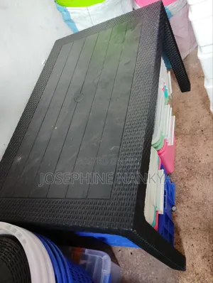 Square Table Big Size, Black