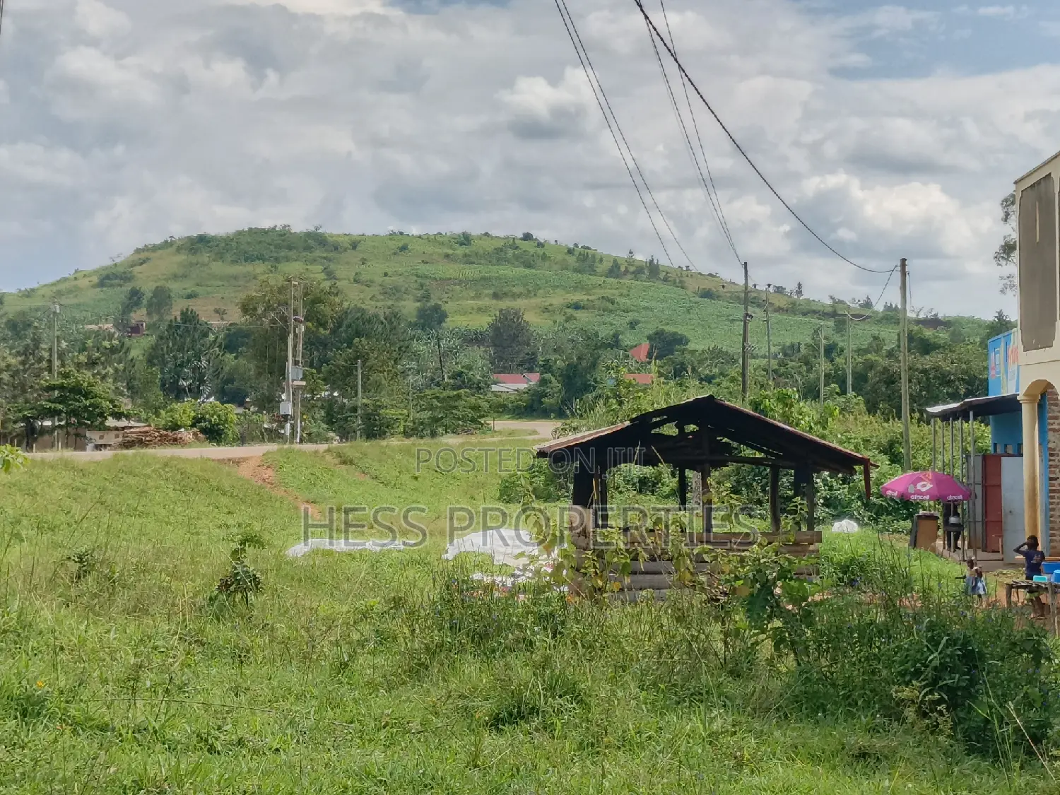 5acres of Top Hill Land on Sale Located in Kyenjojo Town