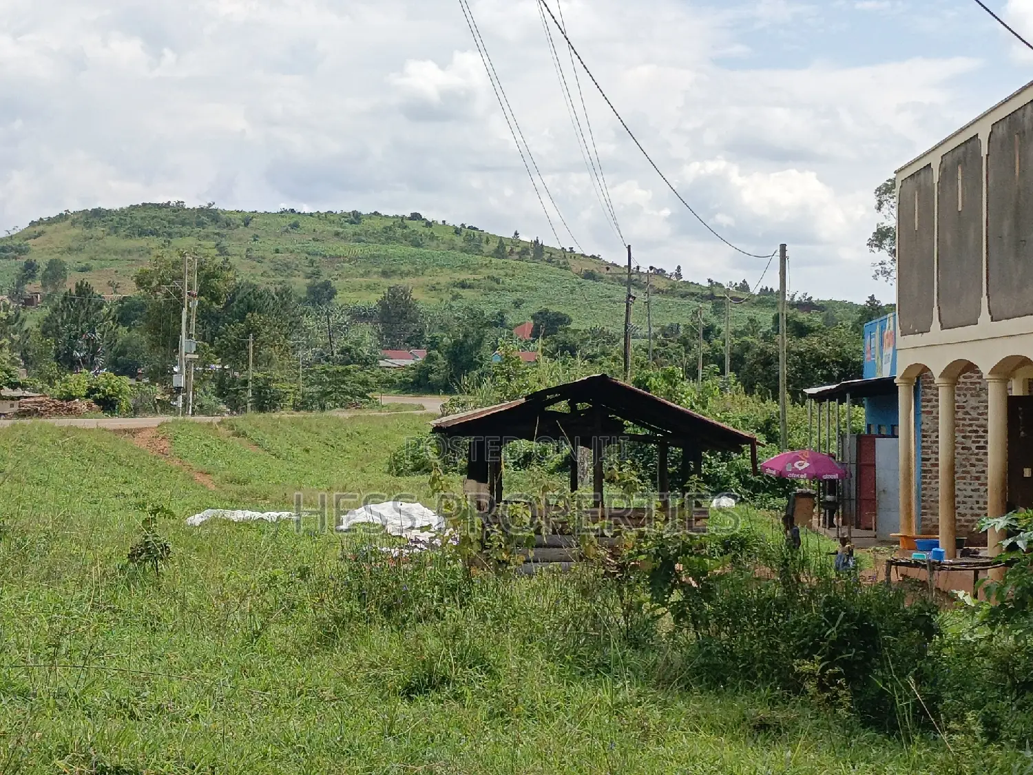 5acres of Top Hill Land on Sale Located in Kyenjojo Town