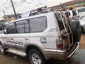 Toyota Land Cruiser Prado 2000