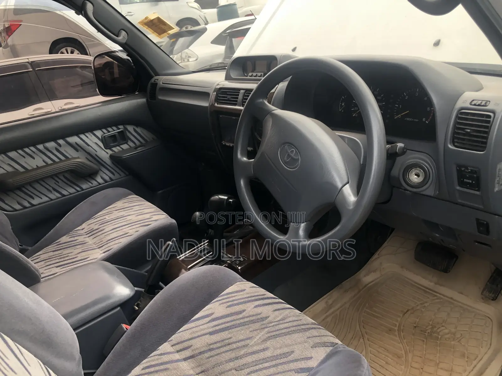 Toyota Land Cruiser Prado 2000