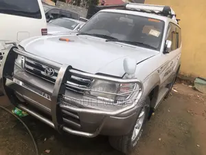 Toyota Land Cruiser Prado 2000