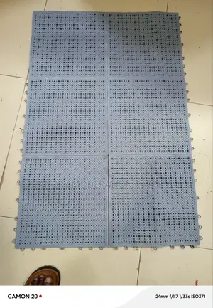 Modern Interlocking Bath Room Mats