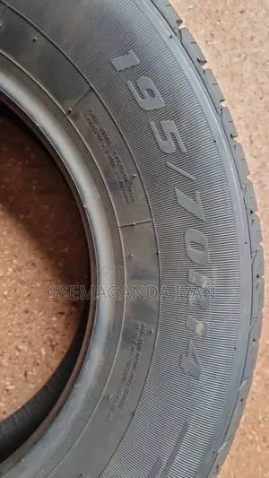 195/70r14 New Tires Genesys