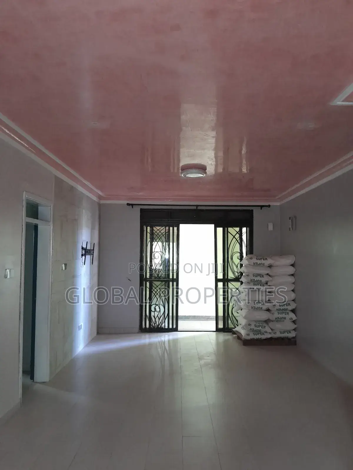 3bdrm Apartment in Kyaliwajala Kira, Central Division for rent