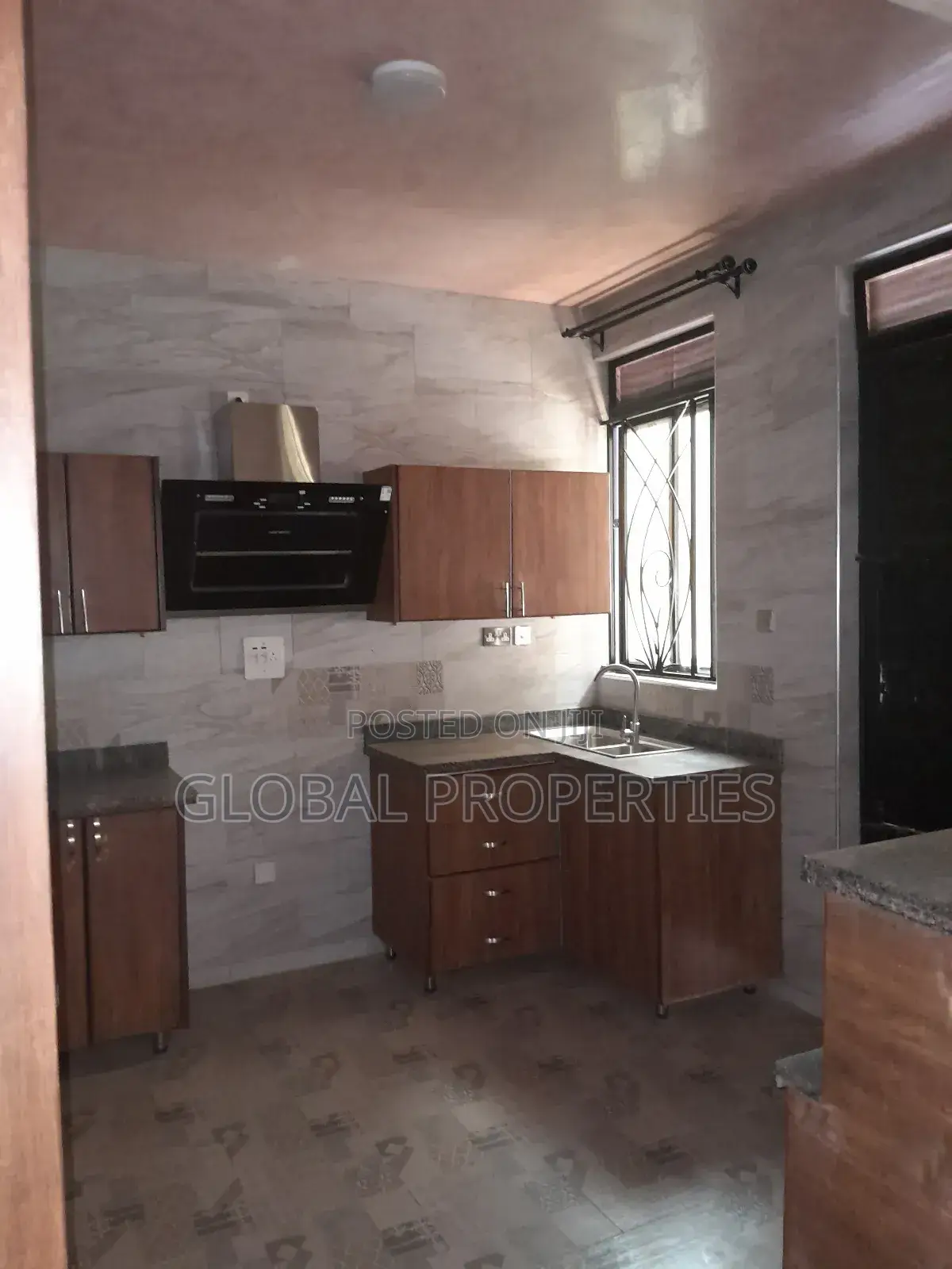 3bdrm Apartment in Kyaliwajala Kira, Central Division for rent