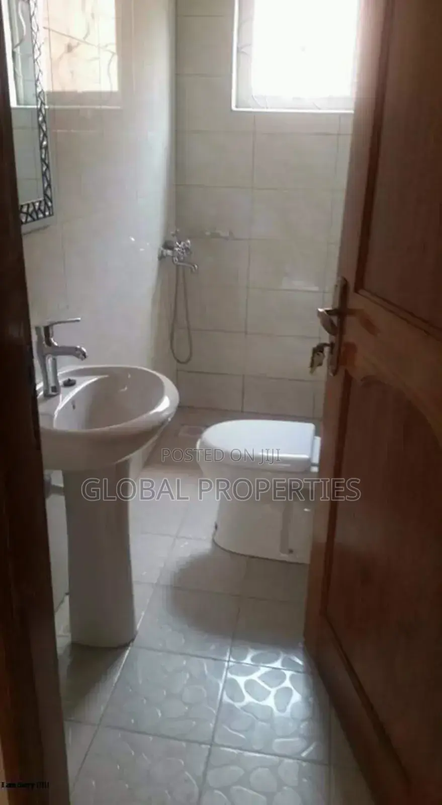 3bdrm Apartment in Kyaliwajala Kira, Central Division for rent
