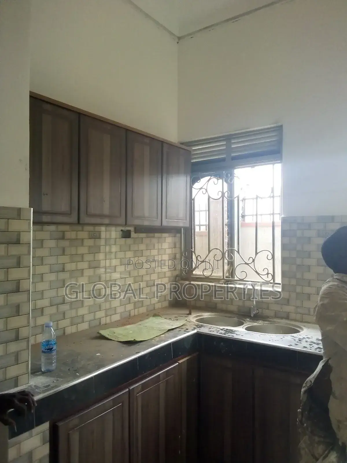 1bdrm Bungalow in Kira Najjera Rd, Central Division for rent