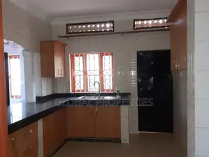 2bdrm Bungalow in Bweyogerere Mbalwa, Central Division for rent