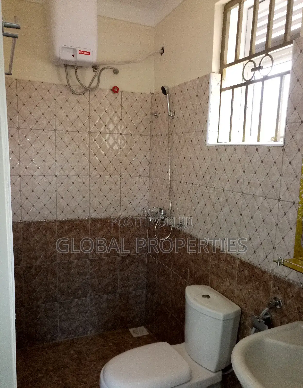 2bdrm Bungalow in Bweyogerere Mbalwa, Central Division for rent