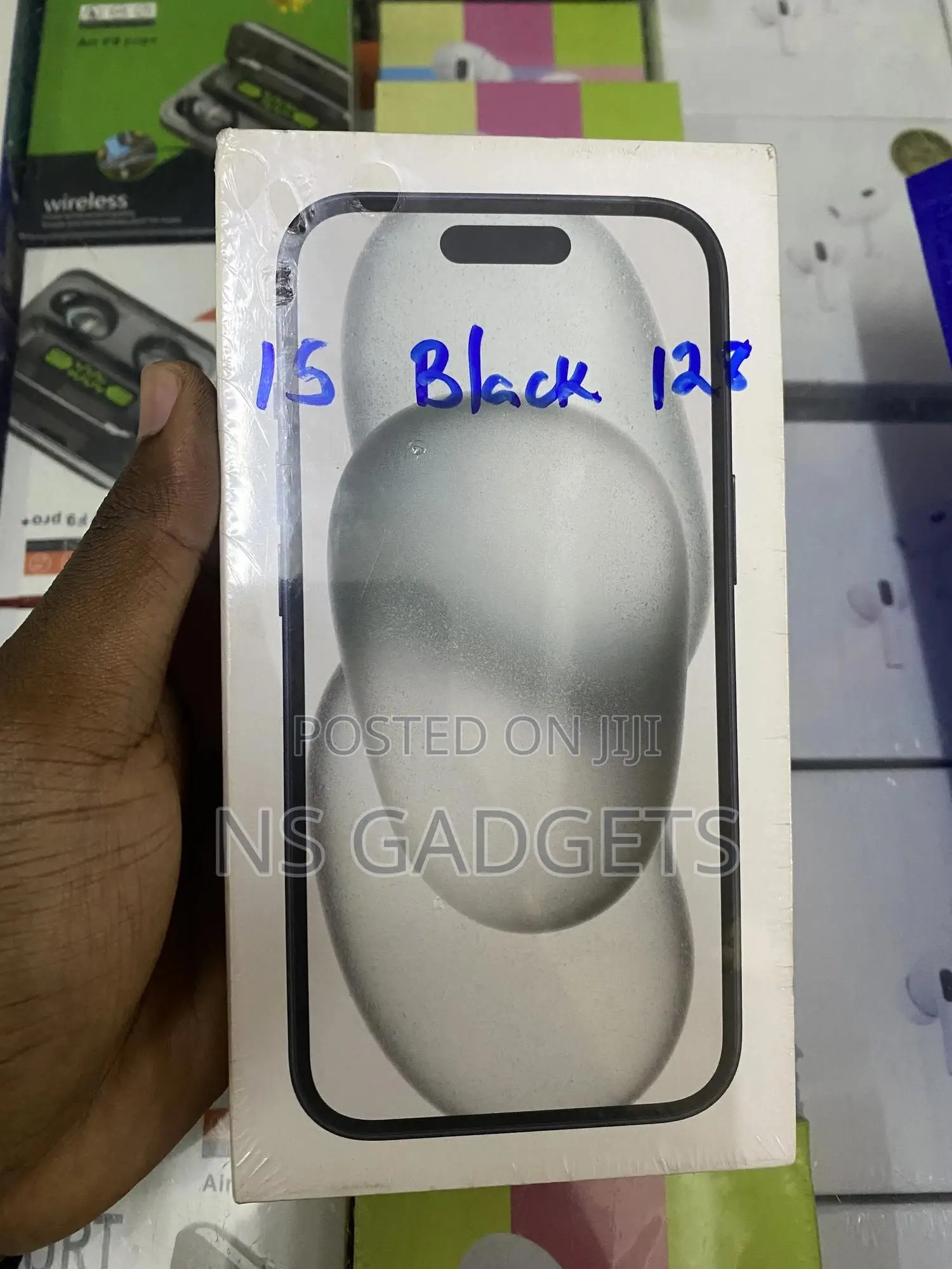 New Apple iPhone 15 128 GB Black