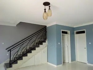 3bdrm Duplex in Kisaasi Kyanja, Central Division for rent