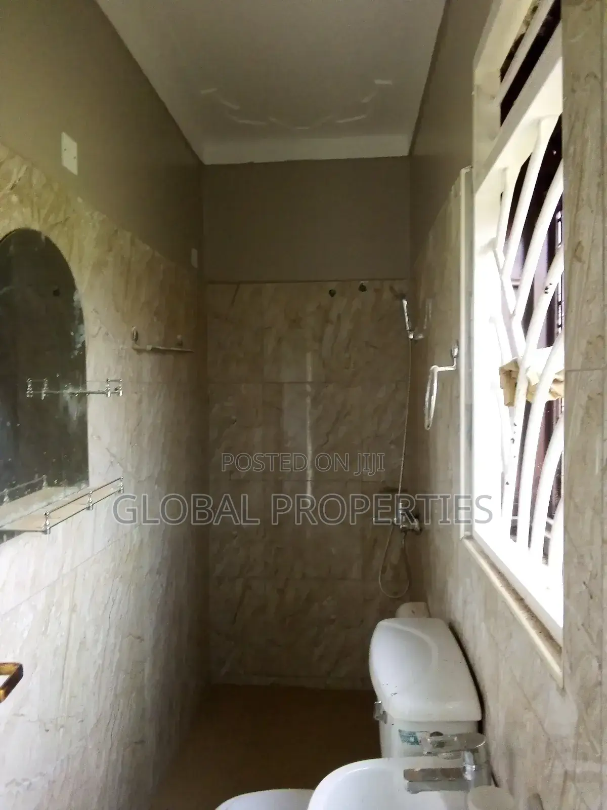 3bdrm Duplex in Kisaasi Kyanja, Central Division for rent