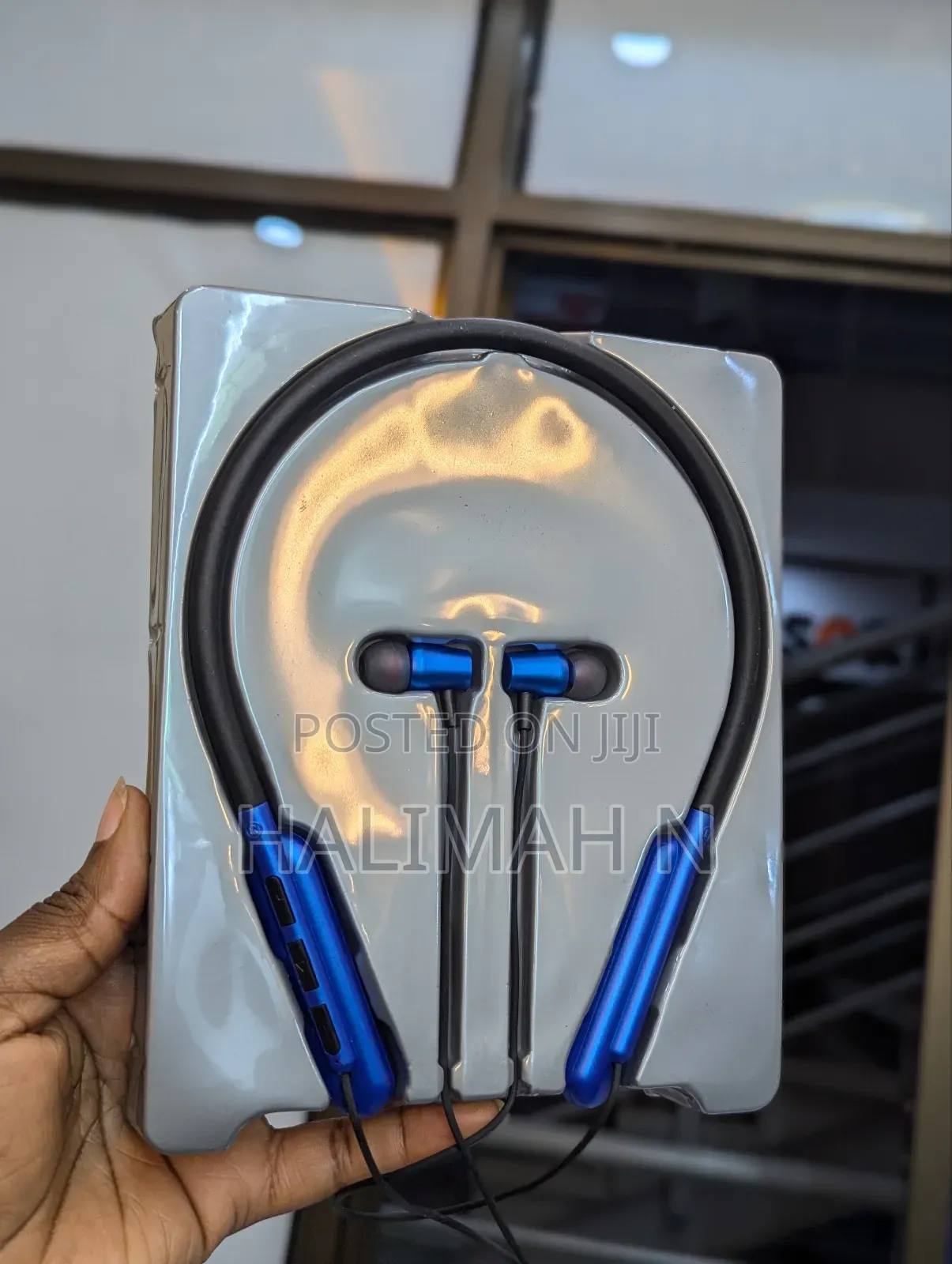 Memory Card And Bluetooth Neckband