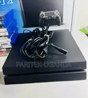 Sony Playstation 4 Slim With All Accessories