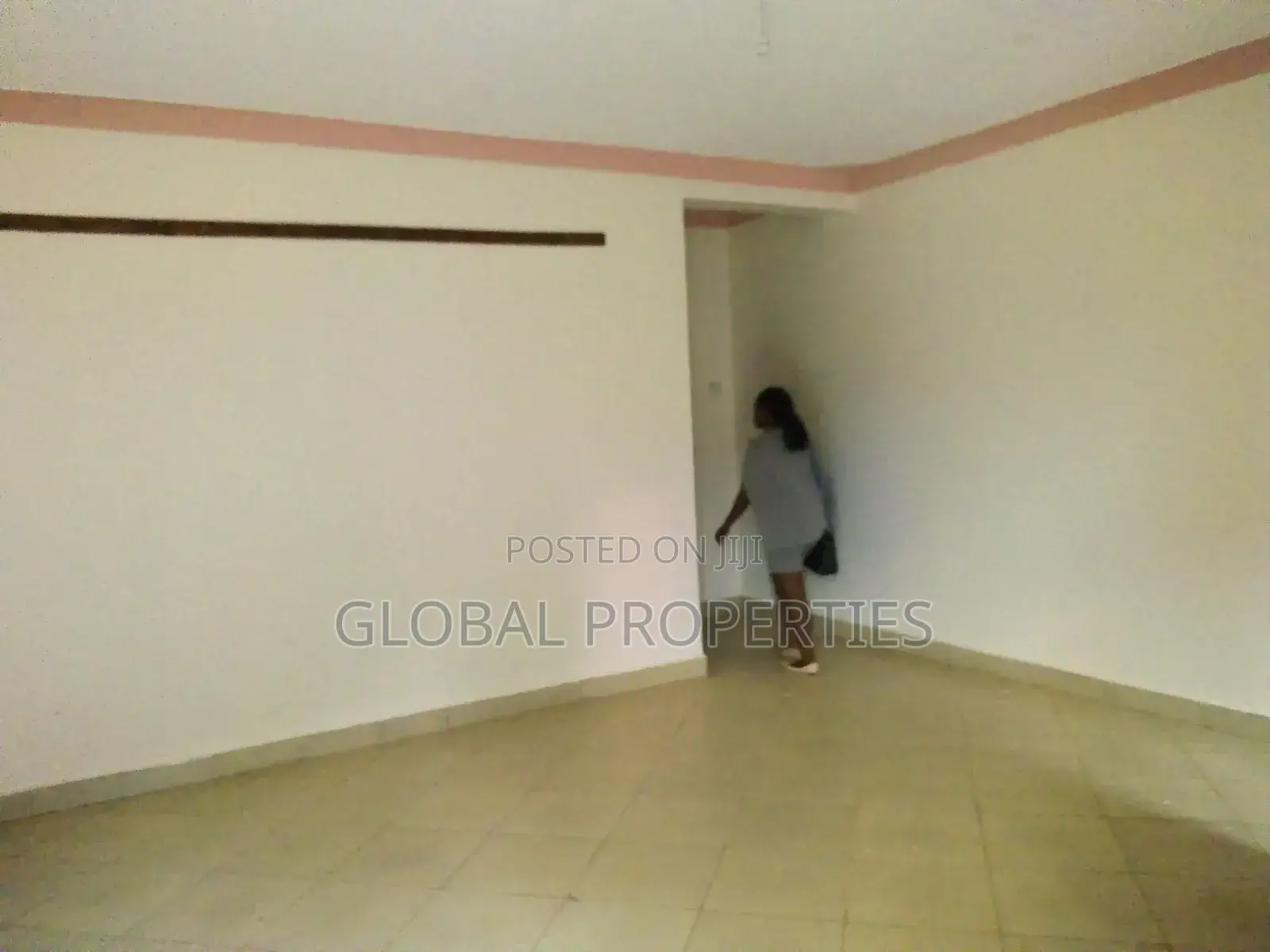 1bdrm Bungalow in Kira Estate, Central Division for rent