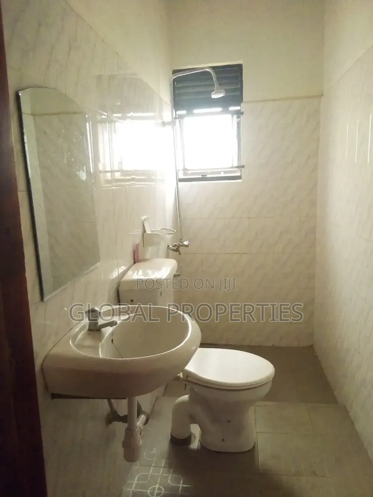 1bdrm Apartment in Mbalwa Estate, Central Division for rent