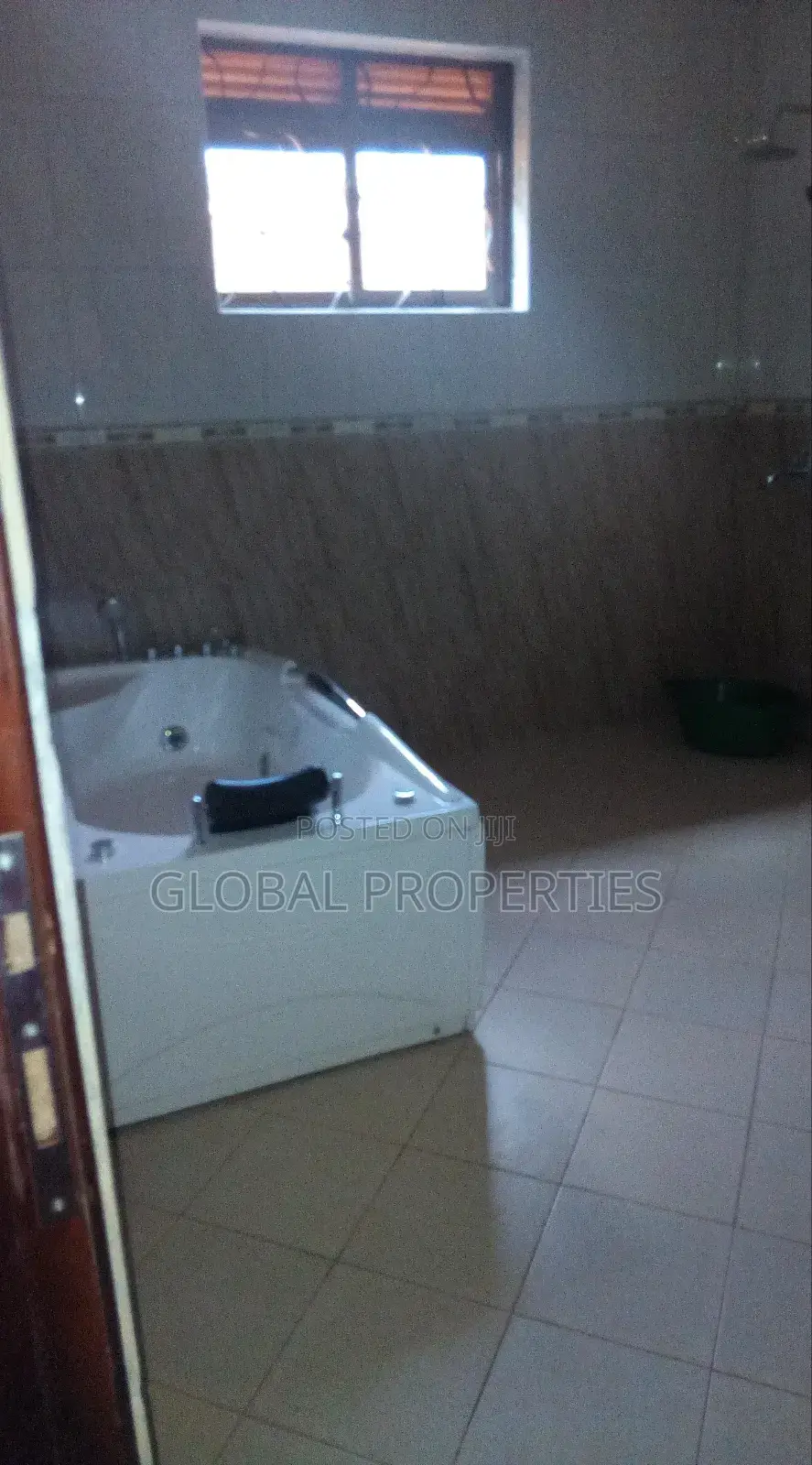 2bdrm Bungalow in Najjera, Central Division for rent
