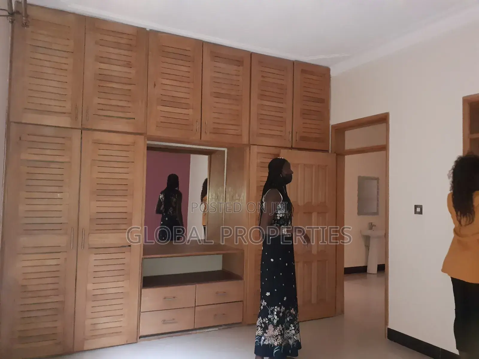 2bdrm Bungalow in Najjera, Central Division for rent