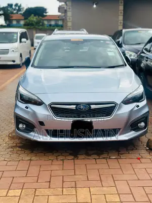 Photo - Subaru Impreza 2.0i AWD Hatchback 2017 Silver
