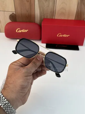 Photo - Cartier_243_gold_black Fashion Glasses
