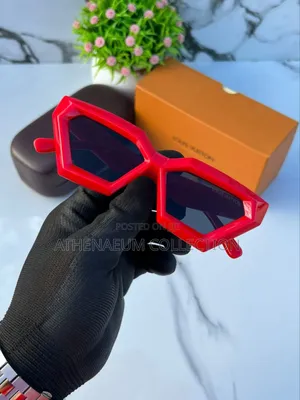 Photo - Louis_vuitton_64_redblack Fashion Glasses