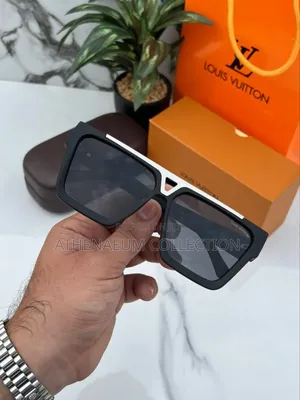 Photo - Louis_vuitton_square_evidence_blacksilver Fashion Glasses