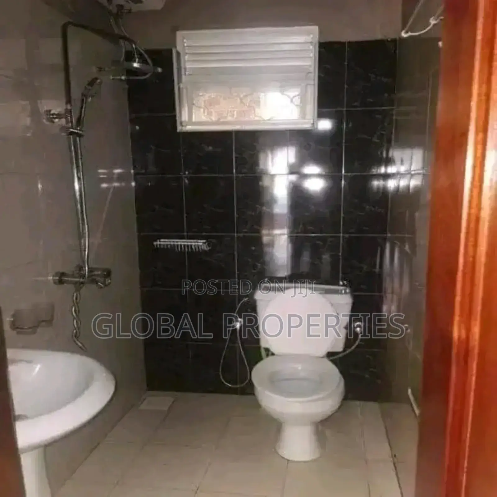 1bdrm Bungalow in Mbalwa Estate, Central Division for rent