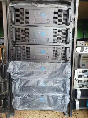 Power Amplifier Crest Audio (Ca18)