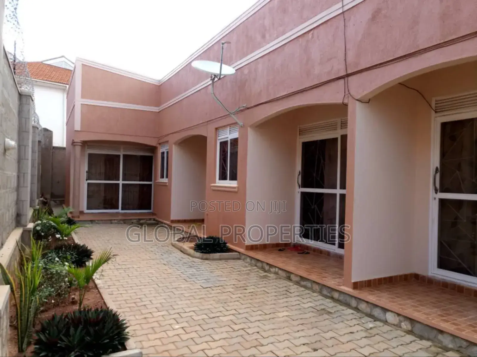 1bdrm Bungalow in Bweyogerere, Central Division for rent