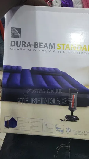 New 5x6 Air Mattress With Pillows