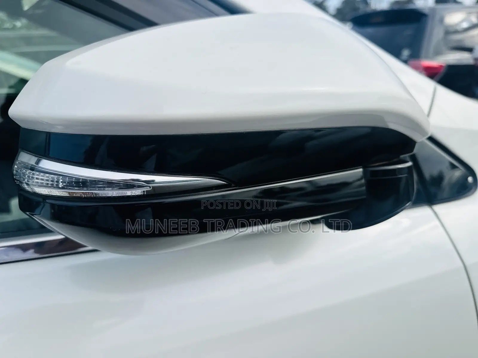Toyota Harrier 2.0 2017 White