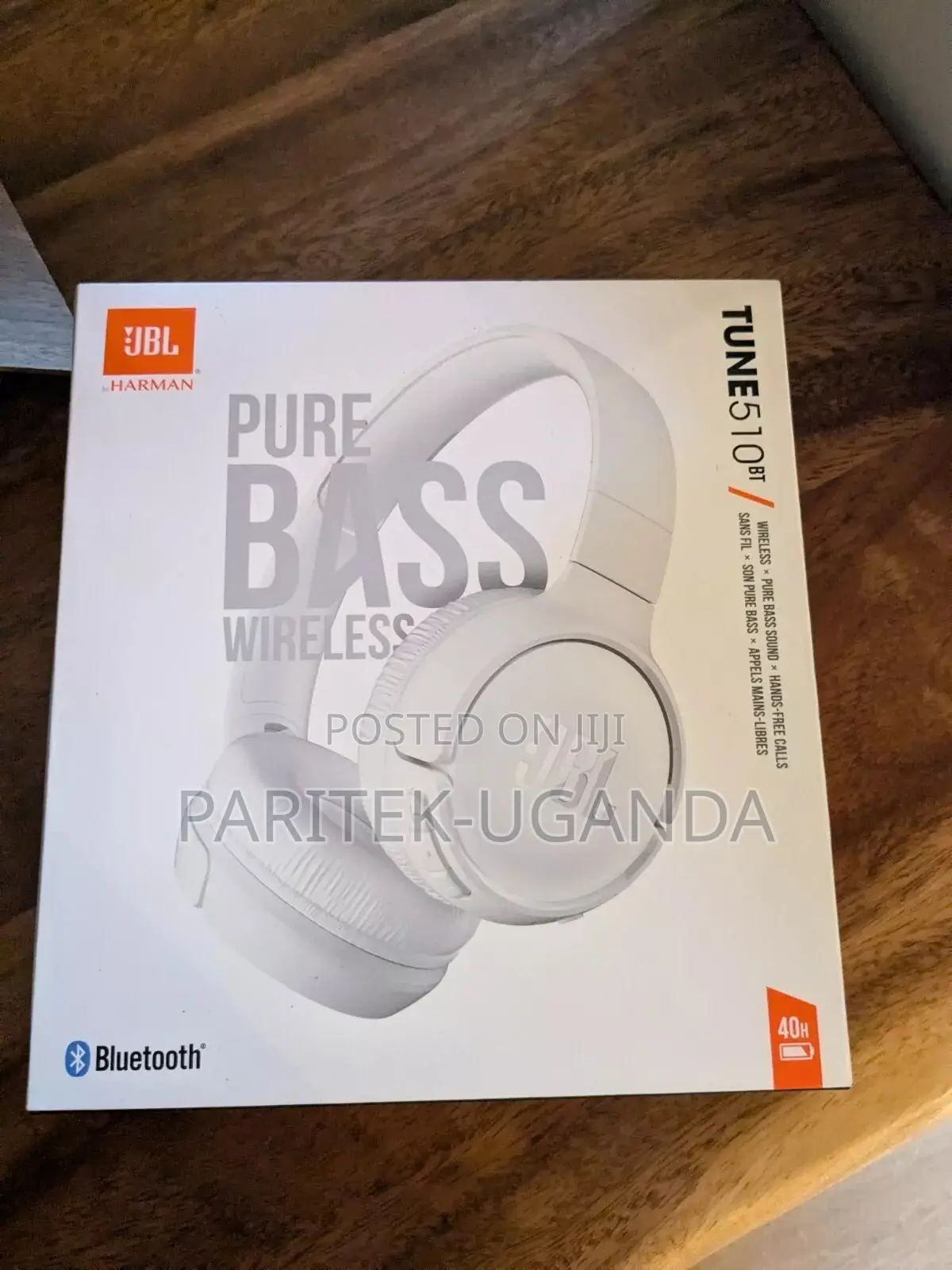 White JBL Tune 510