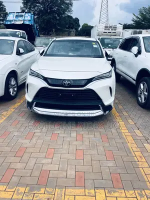 Toyota Harrier 2.0 2020 White