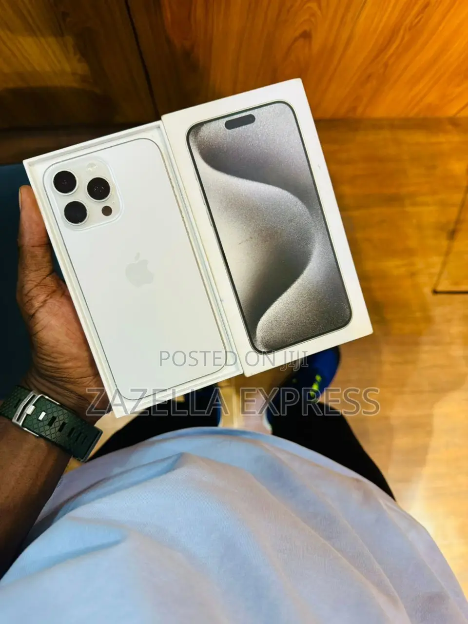 New Apple iPhone 15 Pro Max 256 GB White