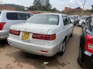 Toyota Premio 2001 White