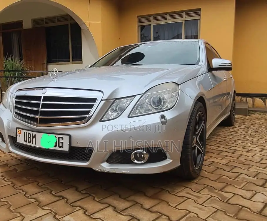 Mercedes-Benz E200 2013 Silver