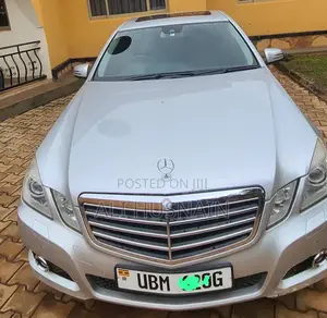 Mercedes-Benz E200 2013 Silver