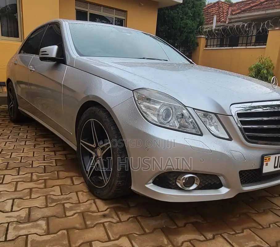 Mercedes-Benz E200 2013 Silver