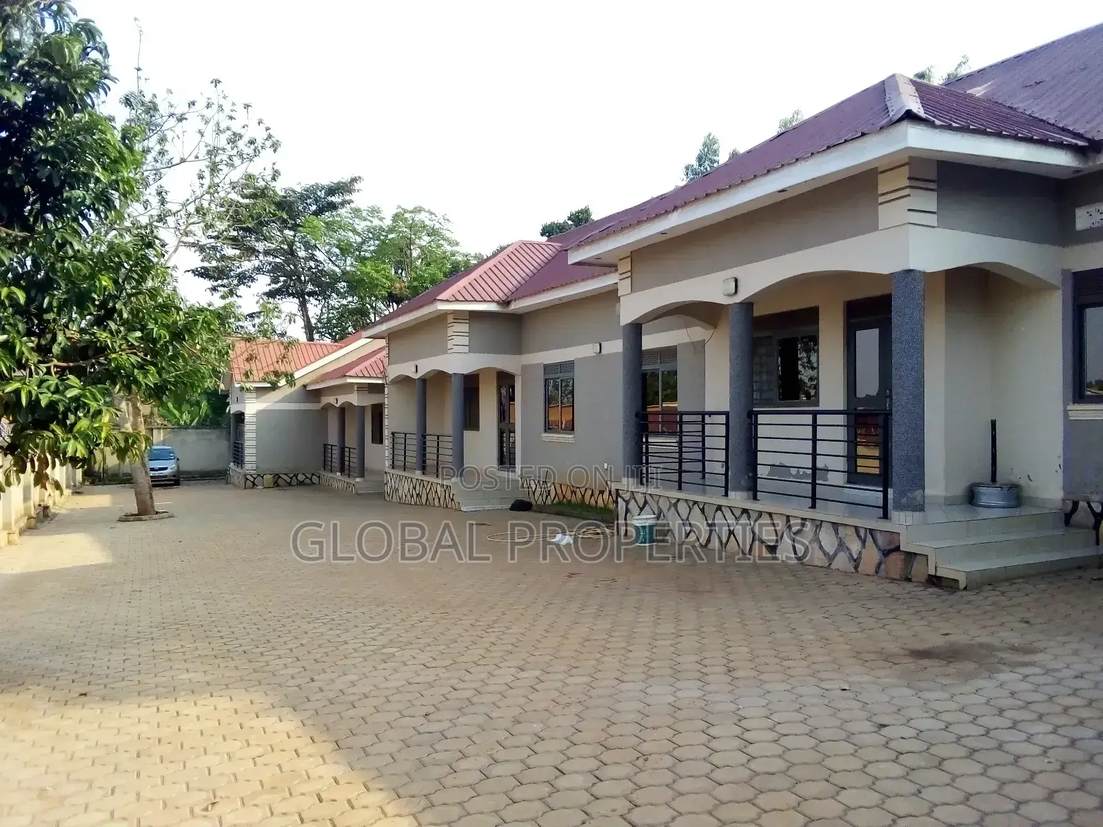 2bdrm Bungalow in Kisaasi, Central Division for rent