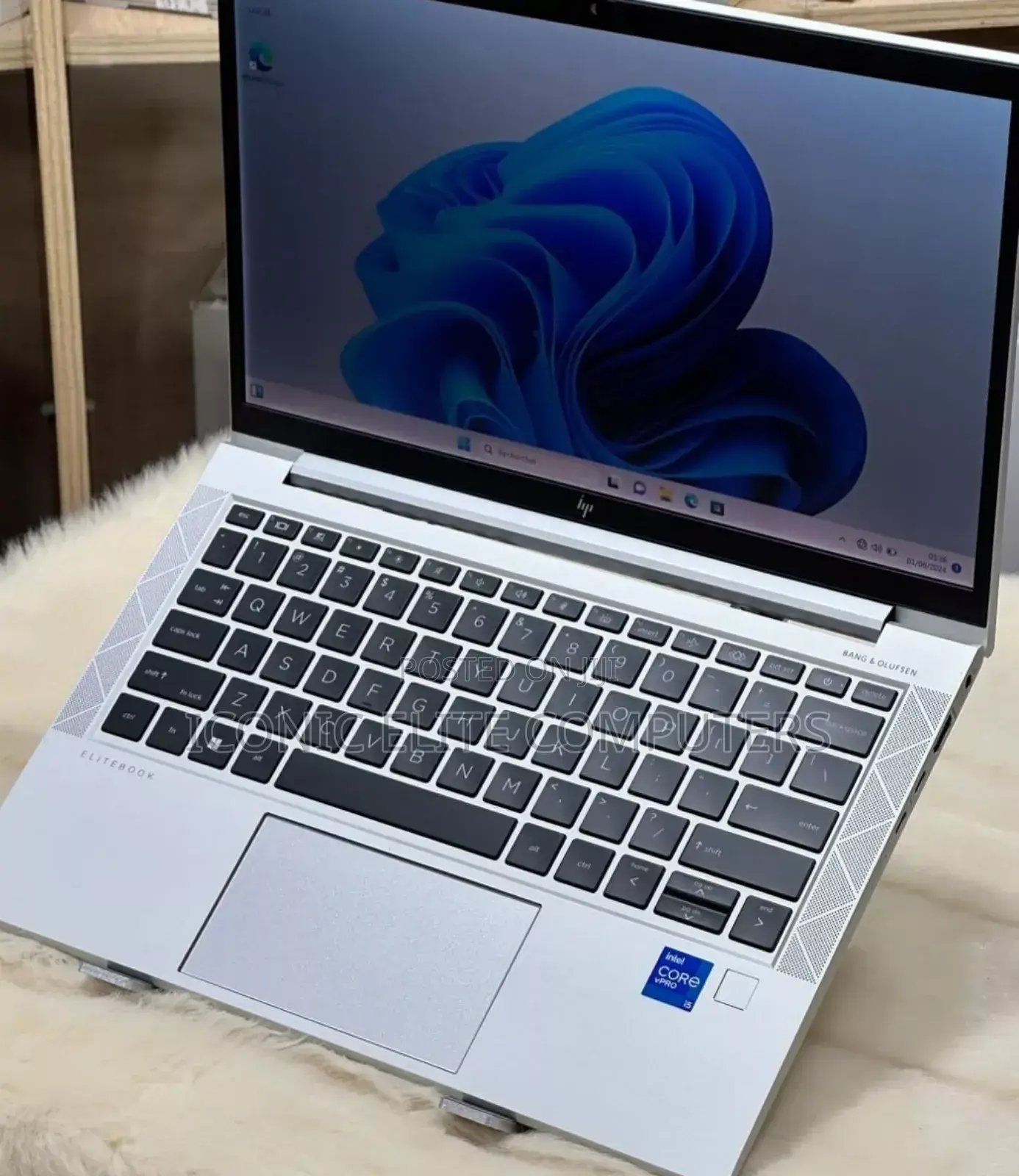 New Laptop HP EliteBook 830 G8 32GB Intel Core I7 SSD 512GB