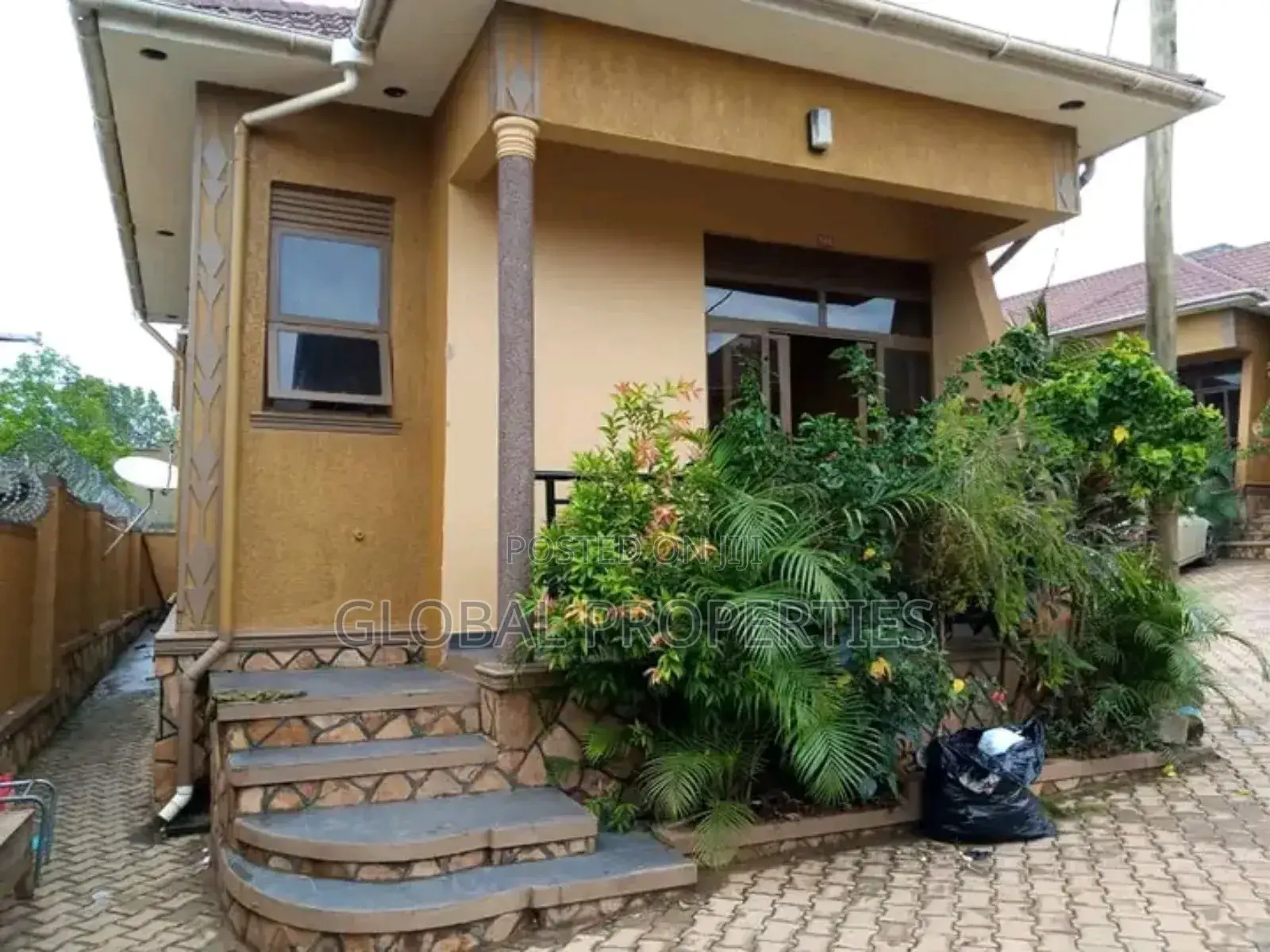 1bdrm Bungalow in Kyaliwajala, Central Division for rent