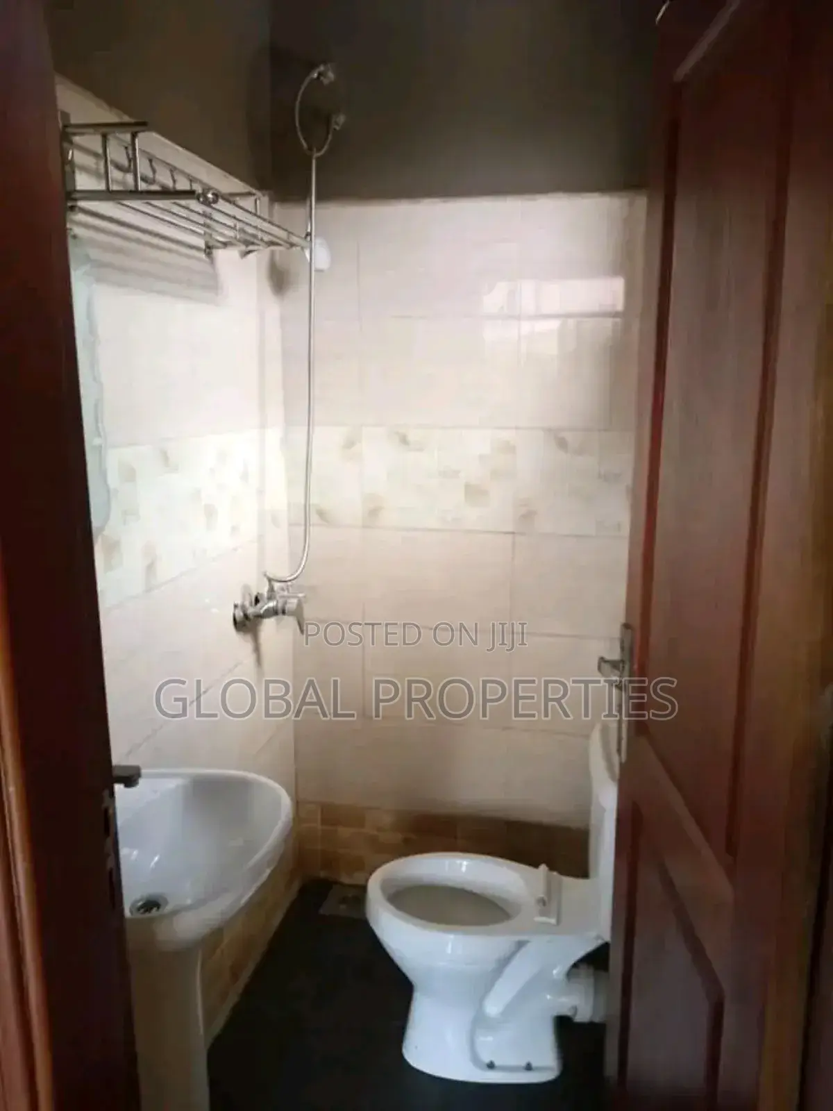 1bdrm Bungalow in Kyaliwajala, Central Division for rent