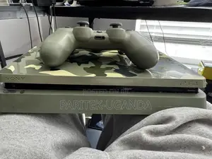 Play Station 4 Slim Console W/ 01 Controller - 01 Game