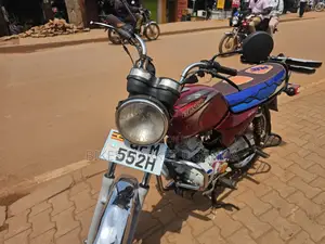 Bajaj Boxer 2022 Red