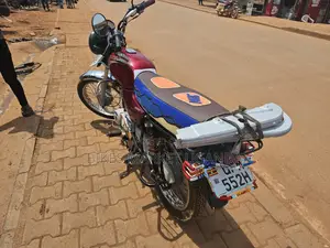 Bajaj Boxer 2022 Red