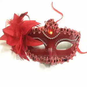 Halloween Masquerade Painted Golden Powder Half-Face Mask