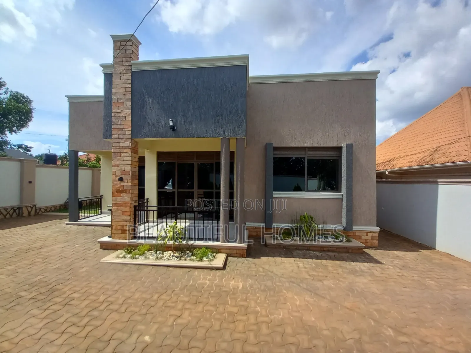 Furnished 4bdrm Townhouse in Kira Central Division