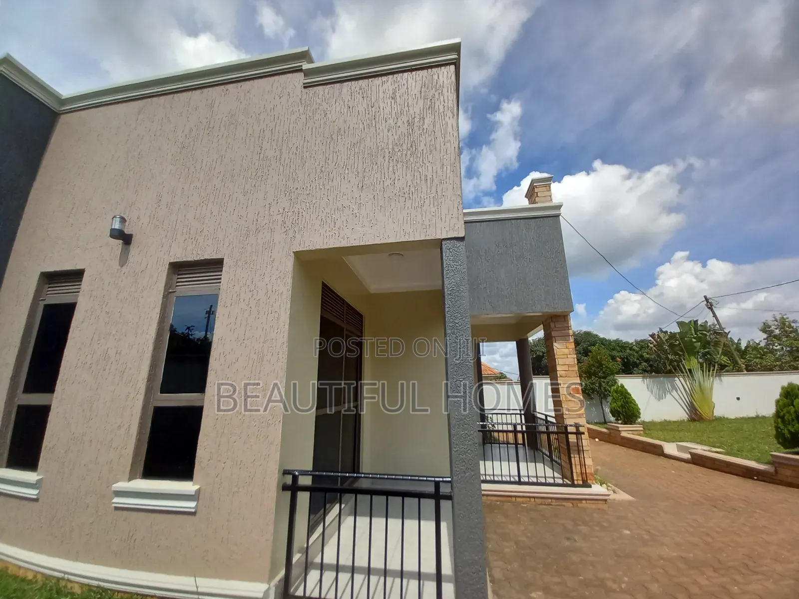 Furnished 4bdrm Townhouse in Kira Central Division